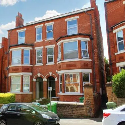 Image 1 - 130 Foxhall Road, Nottingham, NG7 6LH, United Kingdom - Apartment for rent