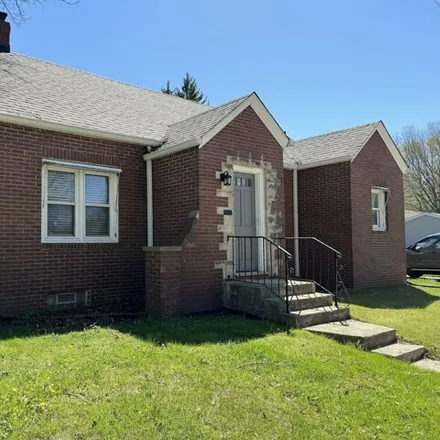 Rent this 3 bed house on 165 Berkley Road in Indianapolis, IN 46208