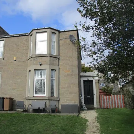 Rent this 4 bed house on Mains Loan in Dundee, DD4 7DF