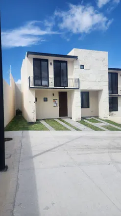 Buy this studio house on unnamed road in 76240 El Rosario, QUE