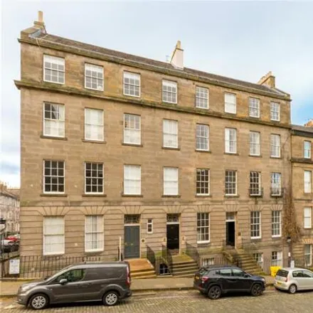 Image 1 - 2B Cumberland Street, City of Edinburgh, EH3 6RT, United Kingdom - Room for rent