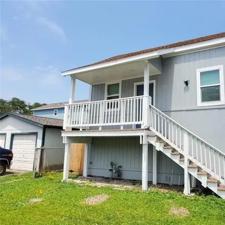 Rent this 2 bed house on 1400 Kempner Avenue - 22nd Street in Galveston, TX 77550