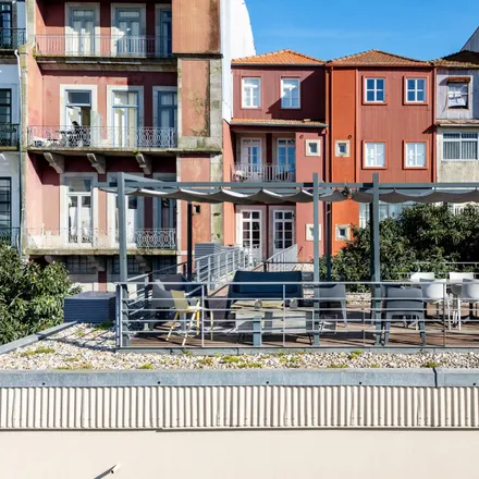 Rent this 4 bed apartment on Reis & Filhos in Rua de Santa Catarina, 4000-441 Porto
