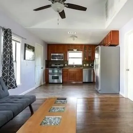Buy this 2 bed house on 1107 Lincoln Street in Austin, TX 78702