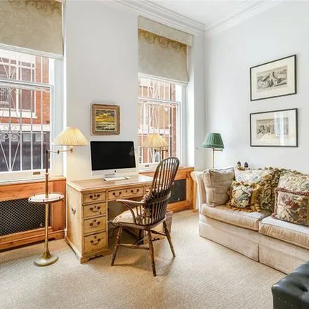 Image 2 - 65 Cadogan Square, London, SW1X 0DY, United Kingdom - Apartment for rent