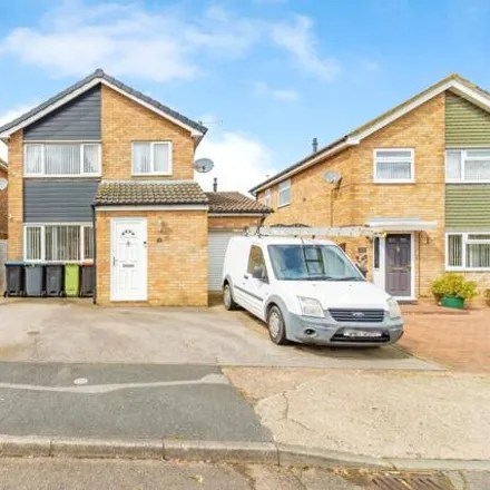 Buy this 3 bed house on unnamed road in Bletchley, MK3 7BY