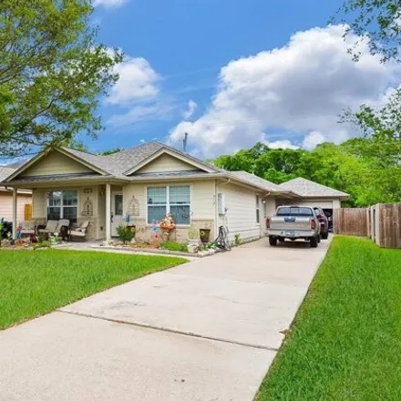 Buy this 3 bed house on 446 Seabourne Meadow Drive in Rosenberg, TX 77471
