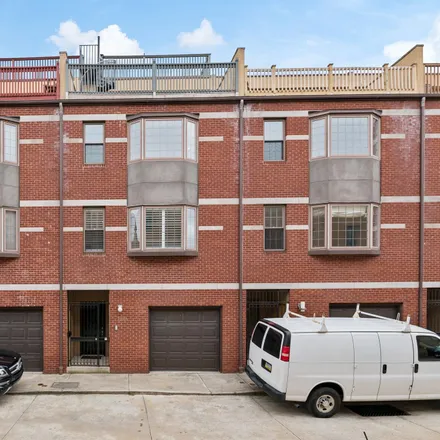 Rent this 3 bed townhouse on 120 Dickinson Street in Philadelphia, PA 19147