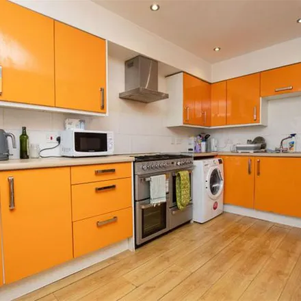 Rent this 8 bed apartment on 30 Escelie Way in Selly Oak, B29 6GJ