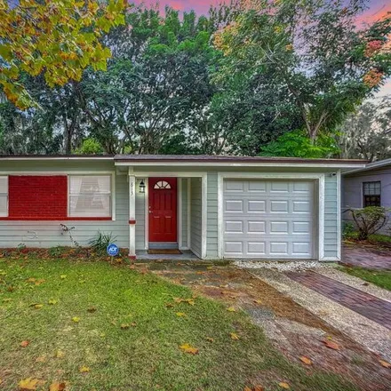 Buy this 3 bed house on 875 Cypress Avenue North in Green Cove Springs, Clay County