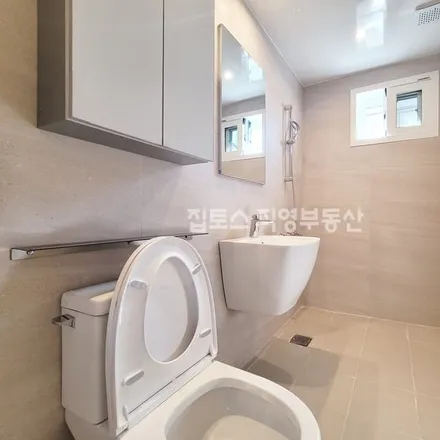 Image 9 - 서울특별시 송파구 송파동 104-8 - Apartment for rent