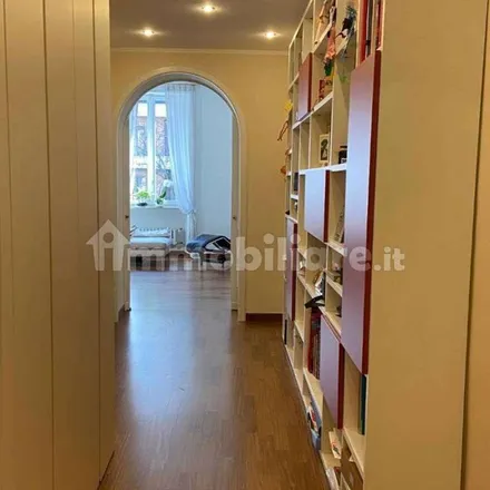 Image 2 - Via Giovanni Battista Pergolesi, 20124 Milan MI, Italy - Apartment for rent