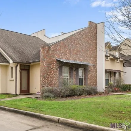 Buy this 3 bed condo on 11100 Boardwalk Drive in Darius Place, Baton Rouge