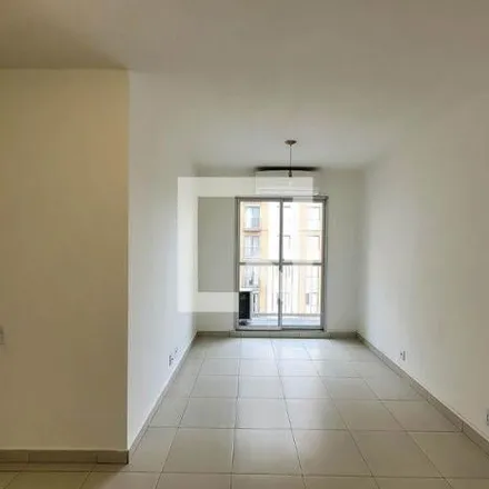 Rent this 3 bed apartment on Rua Alexandre Levi 100 in Cambuci, São Paulo - SP