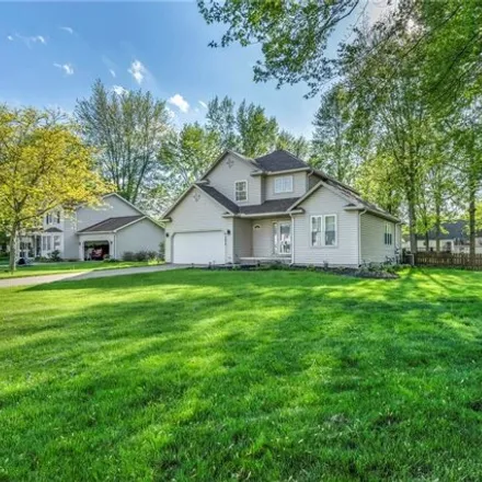 Image 3 - 7148 York Crescent, North Ridgeville, OH 44039, USA - House for sale