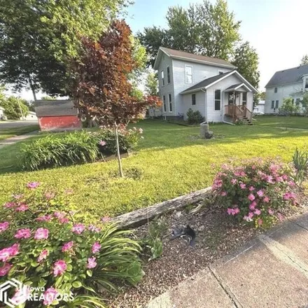 Buy this 4 bed house on 322 Bloomfield Avenue in Bloomfield, IA 52537