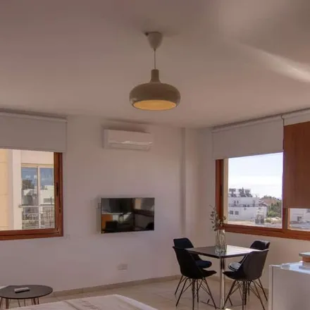 Image 2 - Paphos Municipality, Paphos District, Cyprus - Apartment for rent