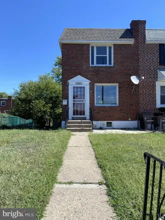 Buy this 3 bed townhouse on 2096 Heather Road in Folcroft, Delaware County