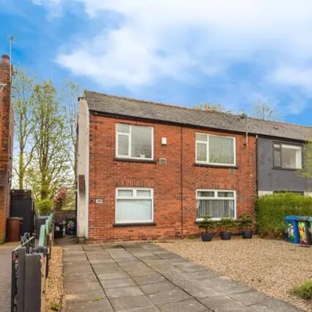 Buy this 3 bed duplex on Philips Park Road in Prestwich, M45 7HJ