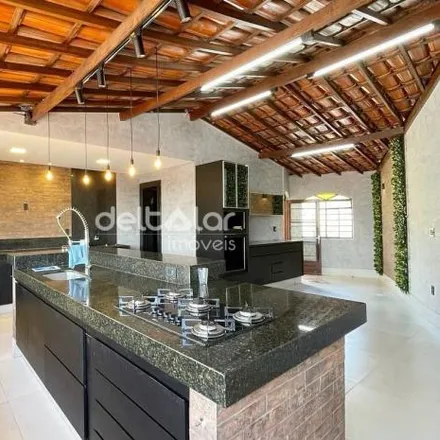 Rent this 4 bed house on Rua Adelina de Sales Pereira in Planalto, Belo Horizonte - MG