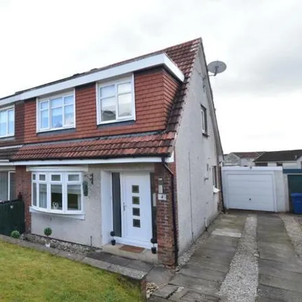 Buy this 3 bed duplex on Cowal Crescent in Kirkintilloch, G66 3SY