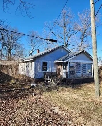 Buy this studio house on 398 North State Street in Allendale, Wabash County