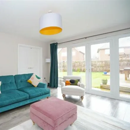 Image 3 - Wilton Close, Chester, CH66 4AF, United Kingdom - House for sale
