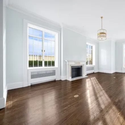 Image 3 - 246 Central Park West, New York, NY 10024, USA - House for rent