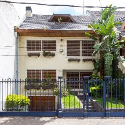 Buy this 3 bed house on 414 - General Enrique Mosconi 2821 in Partido de Tres de Febrero, 1674 Sáenz Peña