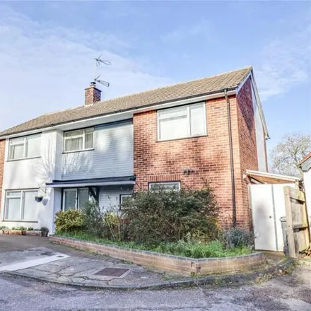 Buy this 4 bed house on Bawn Close in Braintree, CM7 9AY