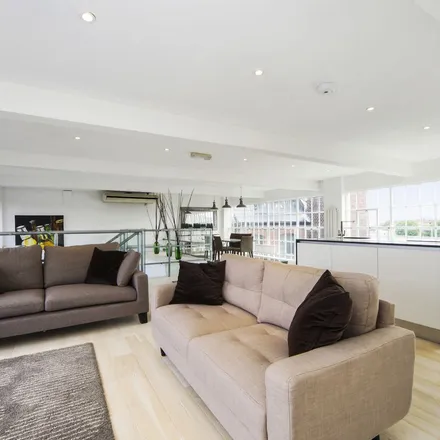 Rent this 2 bed apartment on Lamb Cottage in Church Street, London