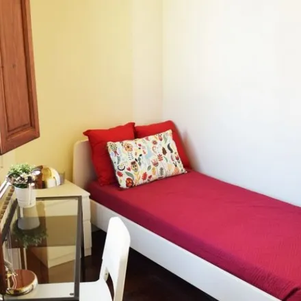 Rent this 4 bed room on Porta al Prato Divise in Piazzale di Porta al Prato, 50100 Florence FI
