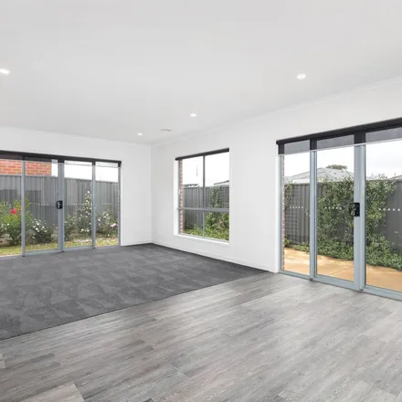 Image 3 - Canopy Avenue, Alfredton VIC 3350, Australia - Apartment for rent