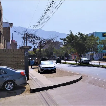 Image 3 - Chifa Loli, Avenida Las Flores, San Juan de Lurigancho, Lima Metropolitan Area 15423, Peru - Apartment for sale