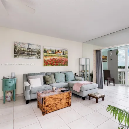 Image 3 - 4400 Hillcrest Drive, Hollywood, FL 33021, USA - Condo for sale
