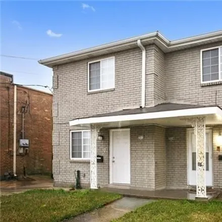 Rent this 3 bed house on 2512 Division Street in Metairie, LA 70001