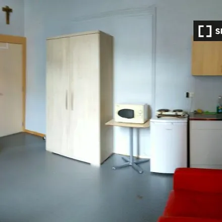 Image 3 - École fondamentale libre du Saint-Sépulcre, Rue de Fexhe, 4000 Liège, Belgium - Room for rent