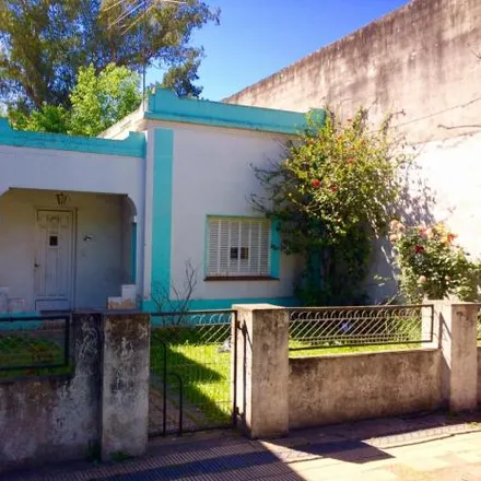 Buy this studio house on Hipólito Yrigoyen 10 in Partido de Esteban Echeverría, 1842 Monte Grande