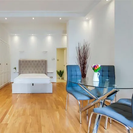 Rent this studio apartment on Embassy of Germany in 23 Belgrave Square, London