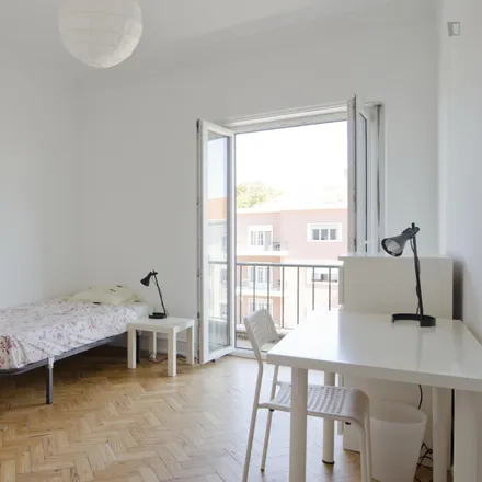 Rent this 5 bed room on Avenida do Rio de Janeiro 19 in 1700-204 Lisbon, Portugal