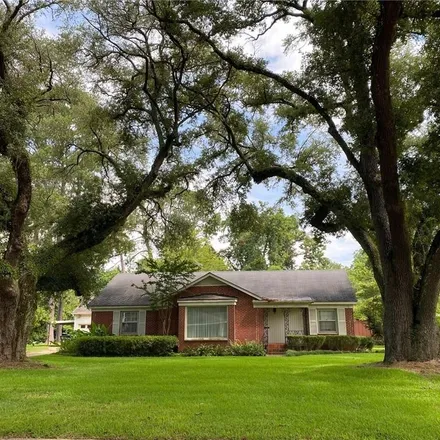 Buy this 4 bed house on 214 Adelaide Street in East Natchitoches, Natchitoches