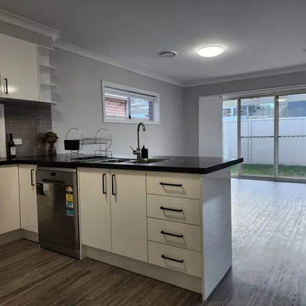 Image 7 - Seymour Street, Bathurst NSW 2795, Australia - Apartment for rent