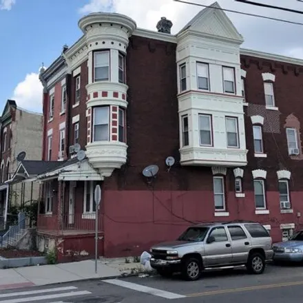 Rent this 1 bed house on Greensgrow Mobile Market in Poplar Street, Philadelphia