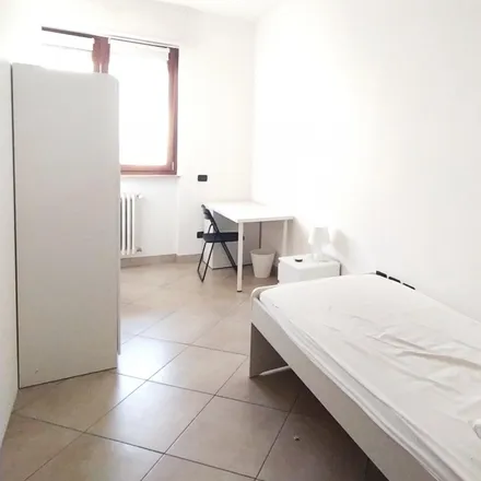 Rent this 5 bed room on Via Robert Koch in 20152 Milan MI, Italy