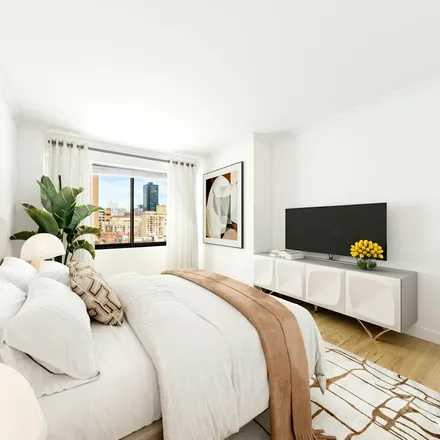 Rent this 1 bed apartment on The Savoy in 200 East 61st Street, New York