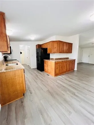 Image 9 - 990 North Fuqua Street, Rockport, TX 78382, USA - Apartment for sale