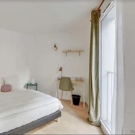 Rent this 5 bed room on 333 Rue de Belleville in 75019 Paris, France