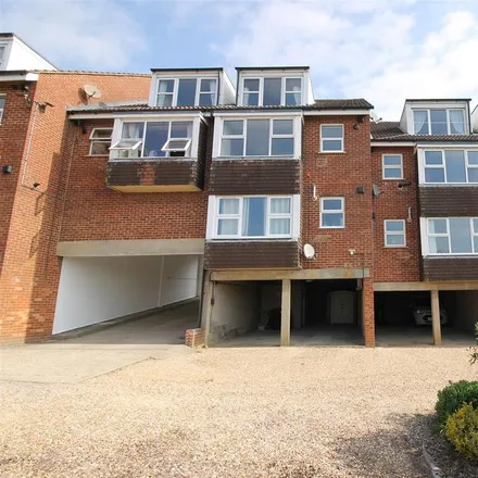 Image 1 - Leehurst Swan School, 19 Campbell Road, Salisbury, SP1 3BQ, United Kingdom - Apartment for rent