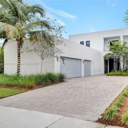 Buy this 4 bed house on 2510 Eagle Run Circle in Weston, FL 33327
