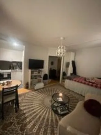 Rent this 1 bed condo on Sankt Göransgatan 153 in 112 51 Stockholm, Sweden
